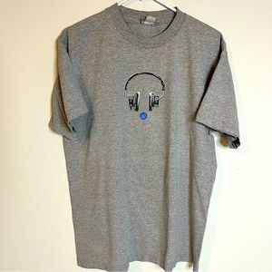 DANK brand Men’s Large short sleeve skateboard t-shirt.
